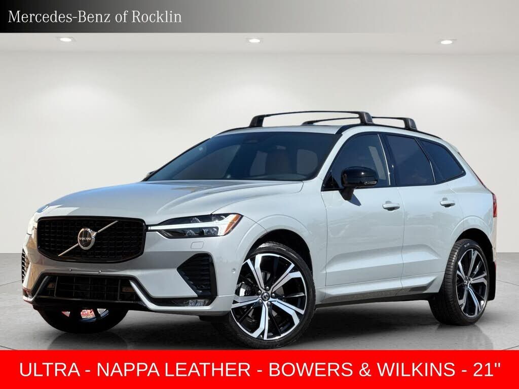 2025 VOLVO XC60