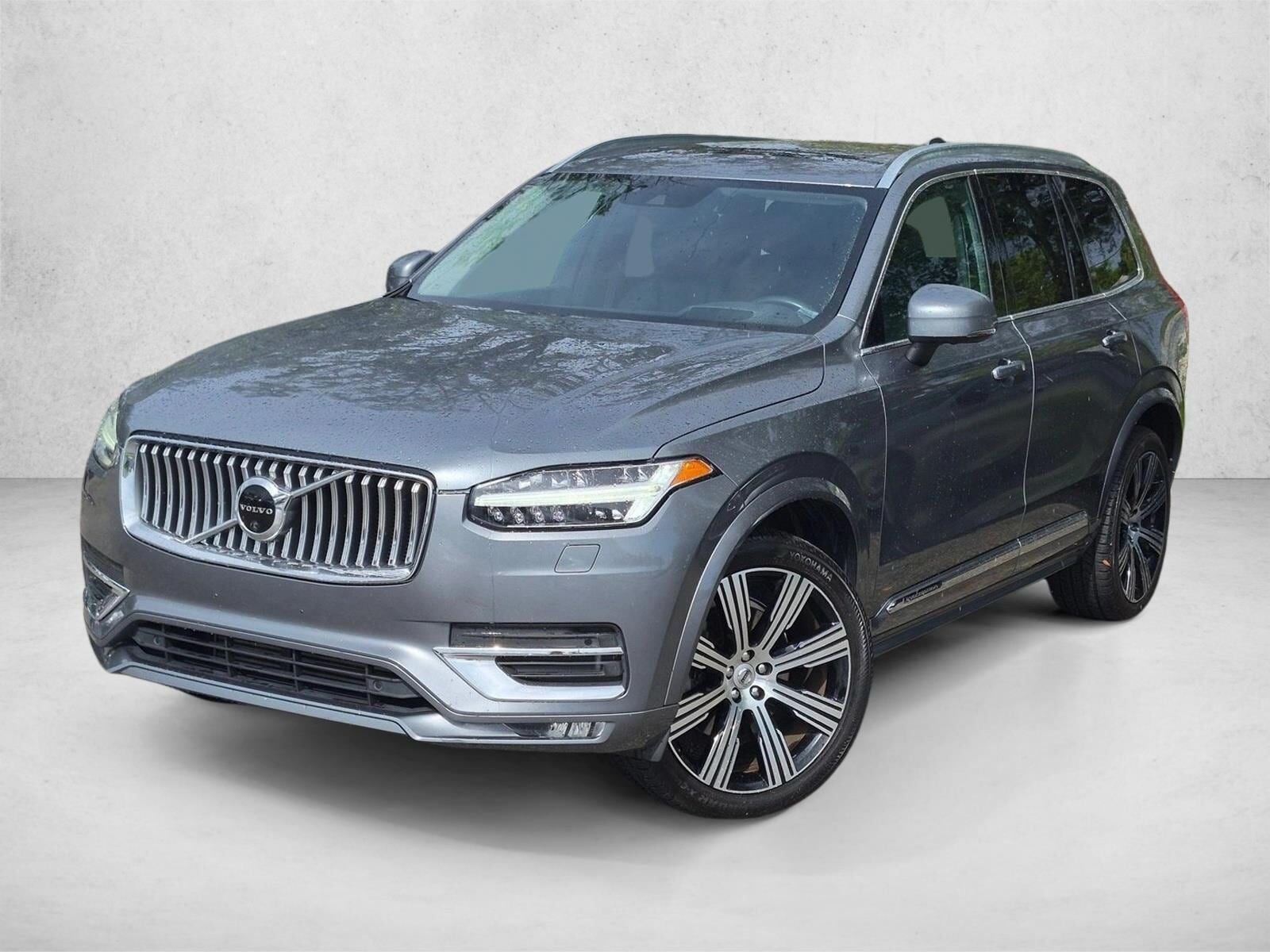 2020 VOLVO XC90