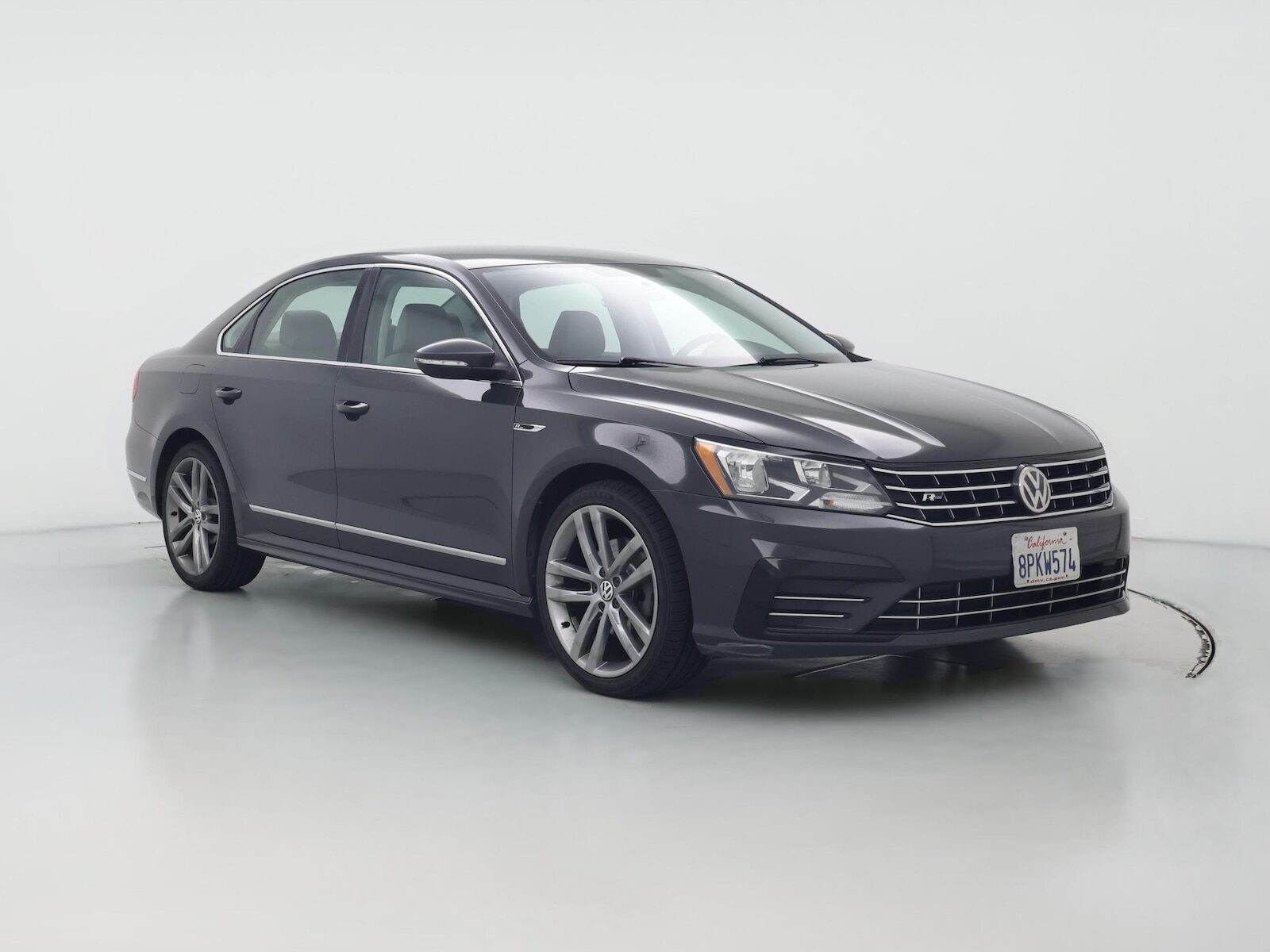 2017 VOLKSWAGEN Passat