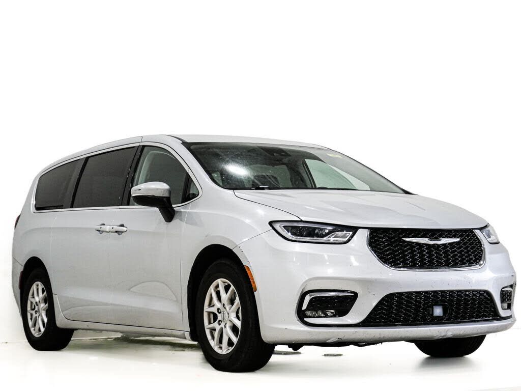 2023 CHRYSLER Pacifica