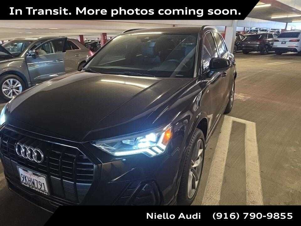 2024 AUDI Q3