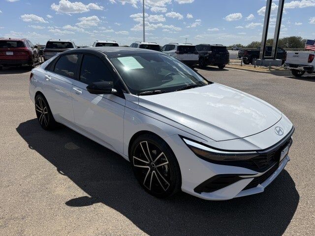 2026 HYUNDAI Elantra