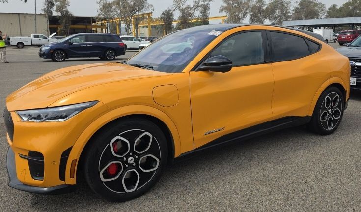 2022 FORD Mach-E