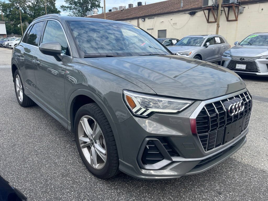 2023 AUDI Q3