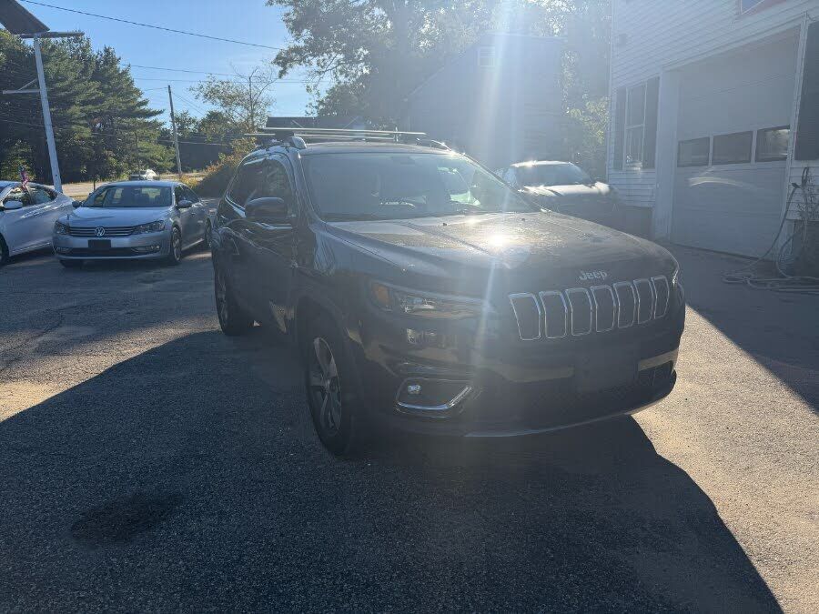 2019 JEEP Cherokee