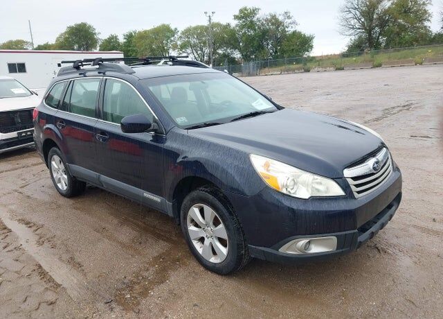 2012 SUBARU Outback