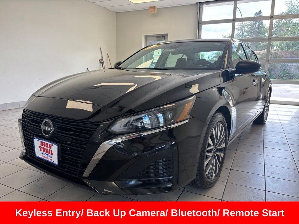 2025 NISSAN Altima