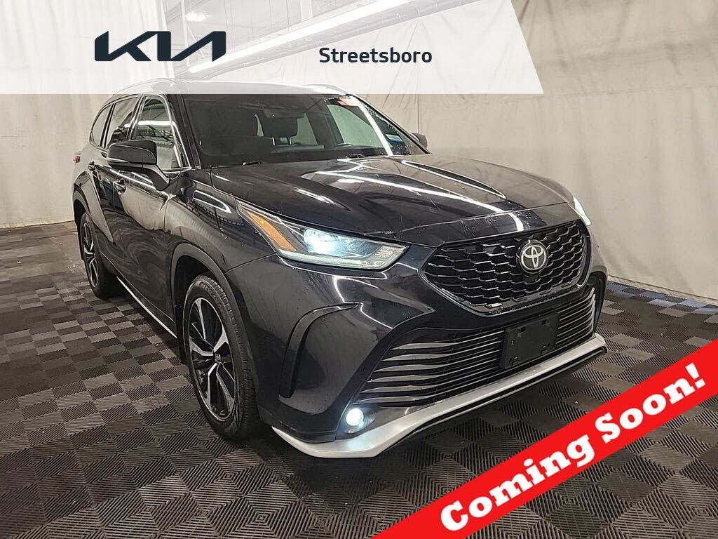 2021 TOYOTA Highlander
