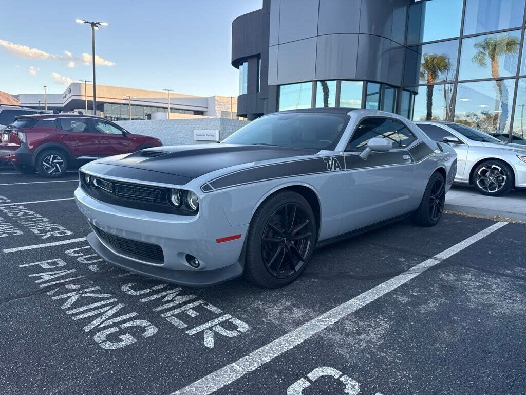 2022 DODGE Challenger