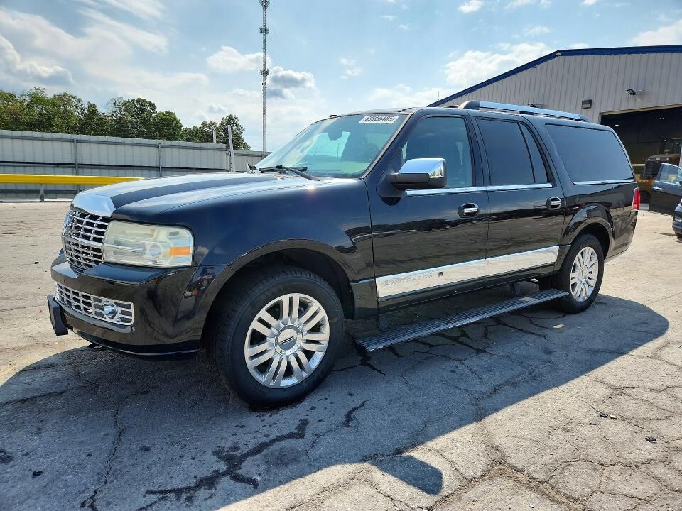 2010 LINCOLN Navigator