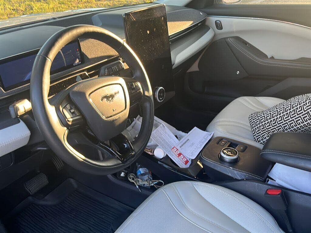 2021 FORD Mach-E