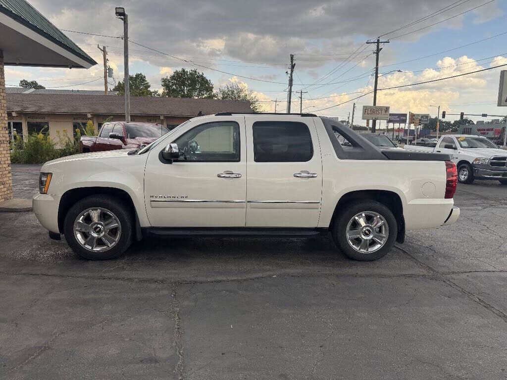 2010 CHEVROLET Avalanche