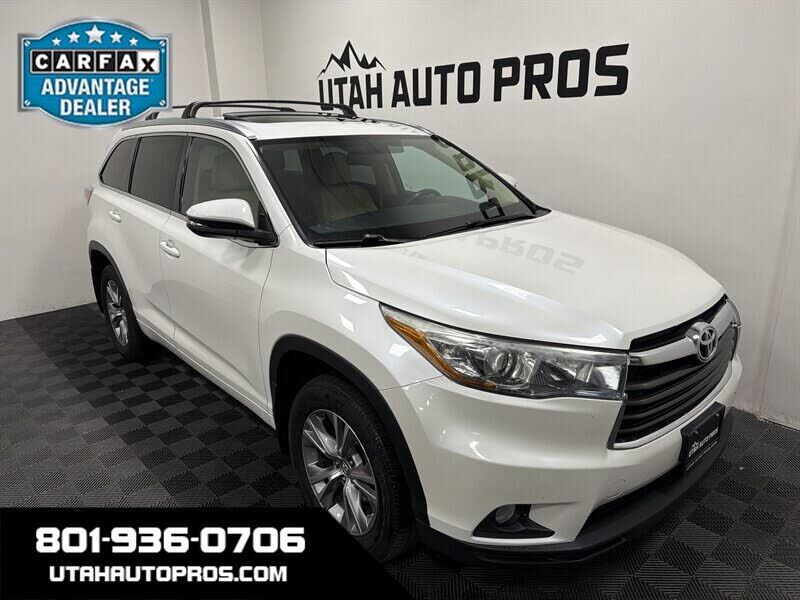 2015 TOYOTA Highlander
