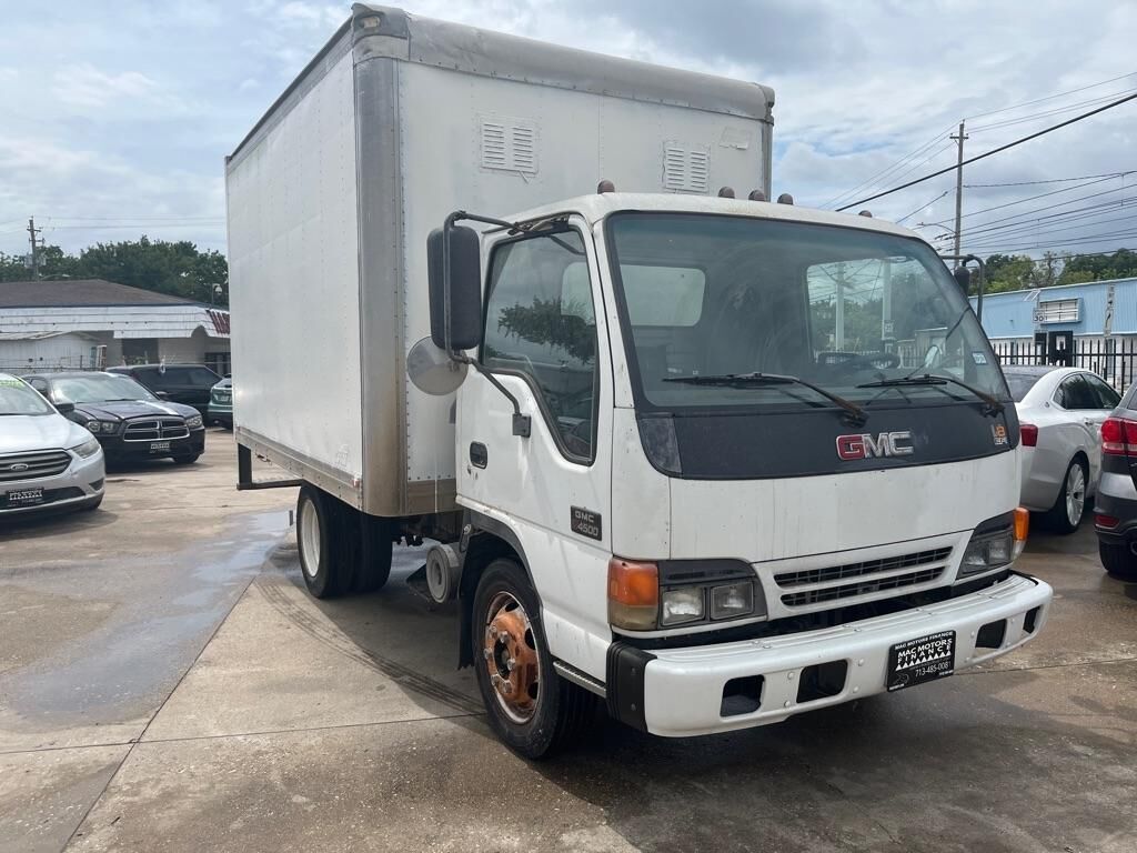 2002 GMC W4