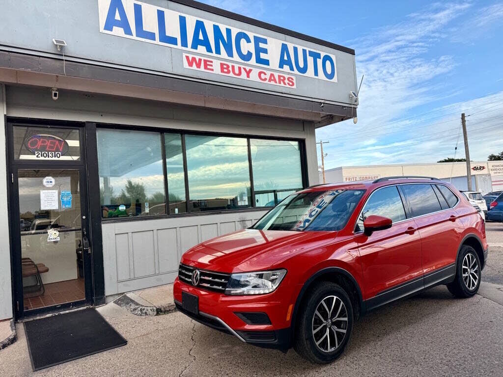 2019 VOLKSWAGEN Tiguan