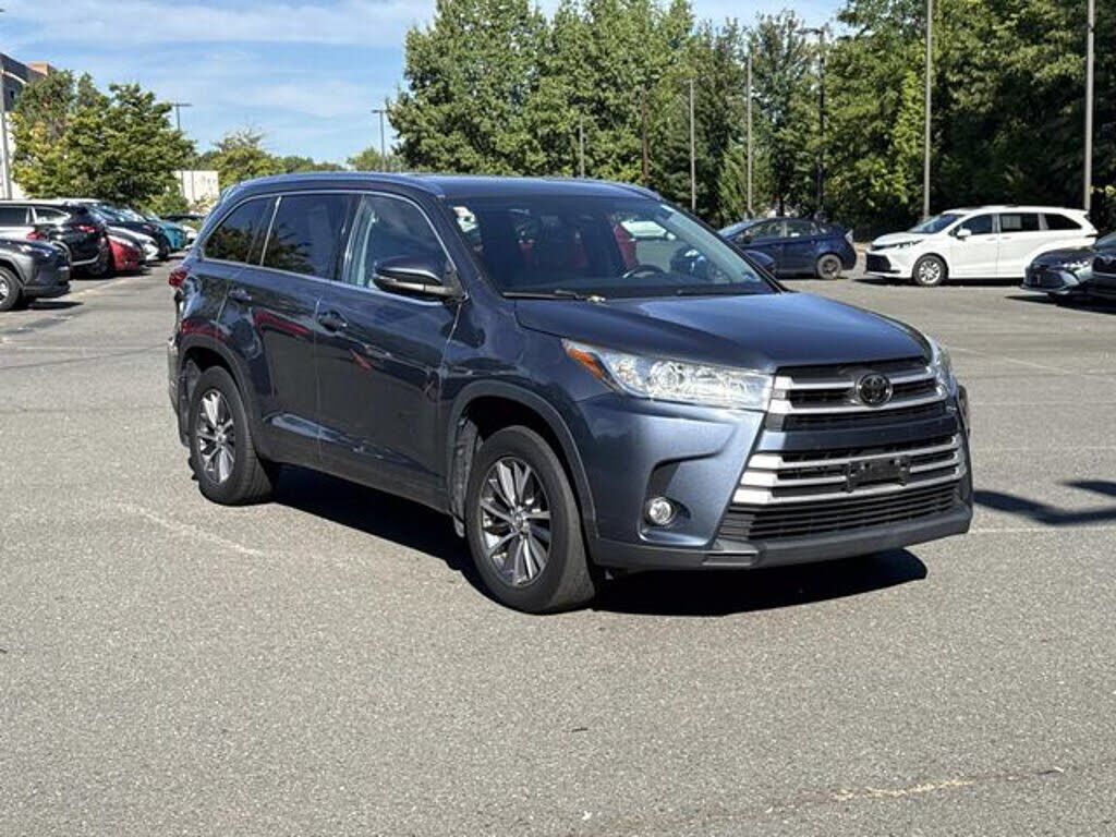 2018 TOYOTA Highlander