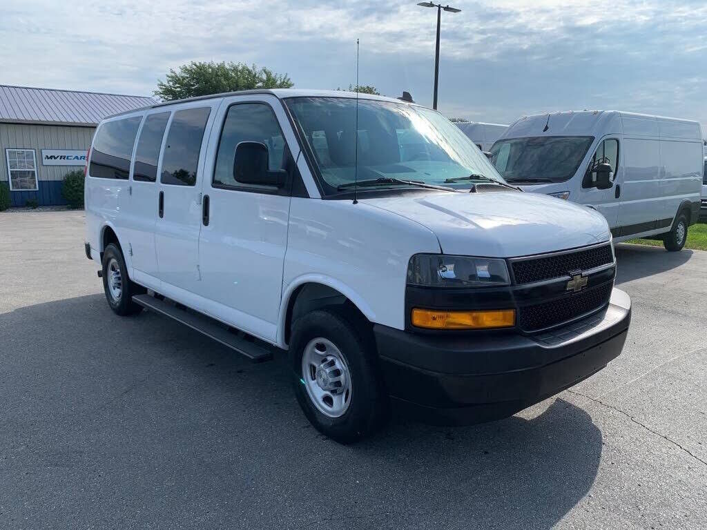 2021 CHEVROLET Express