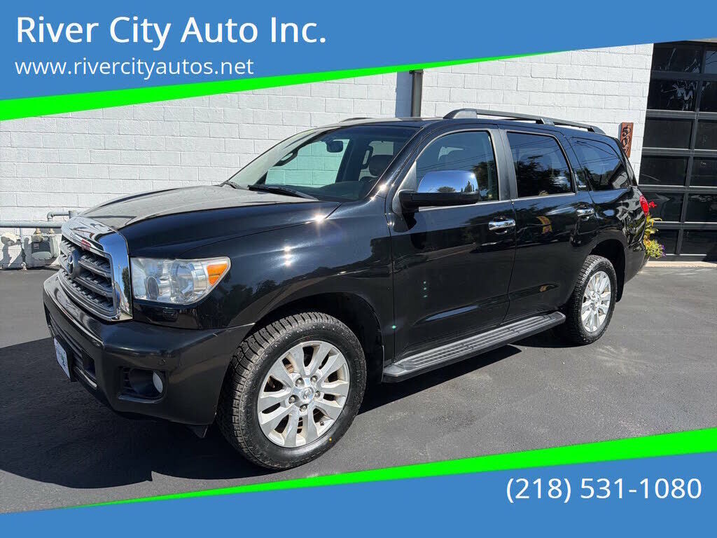 2013 TOYOTA Sequoia