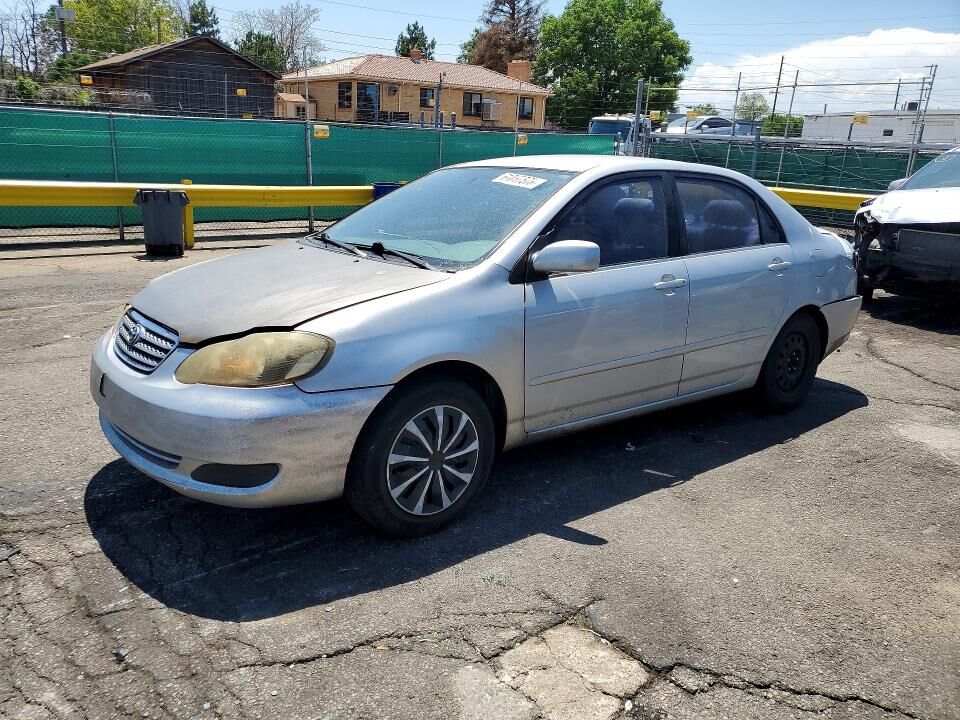 2004 TOYOTA Corolla