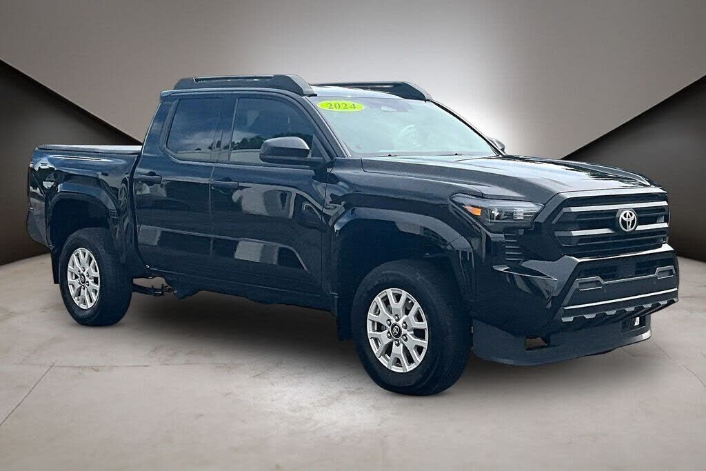 2024 TOYOTA Tacoma