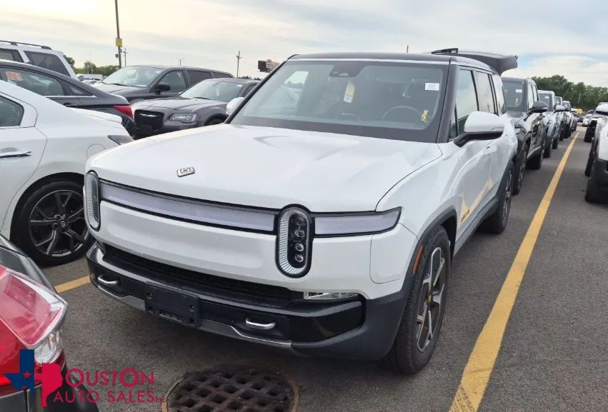 2023 RIVIAN R1S