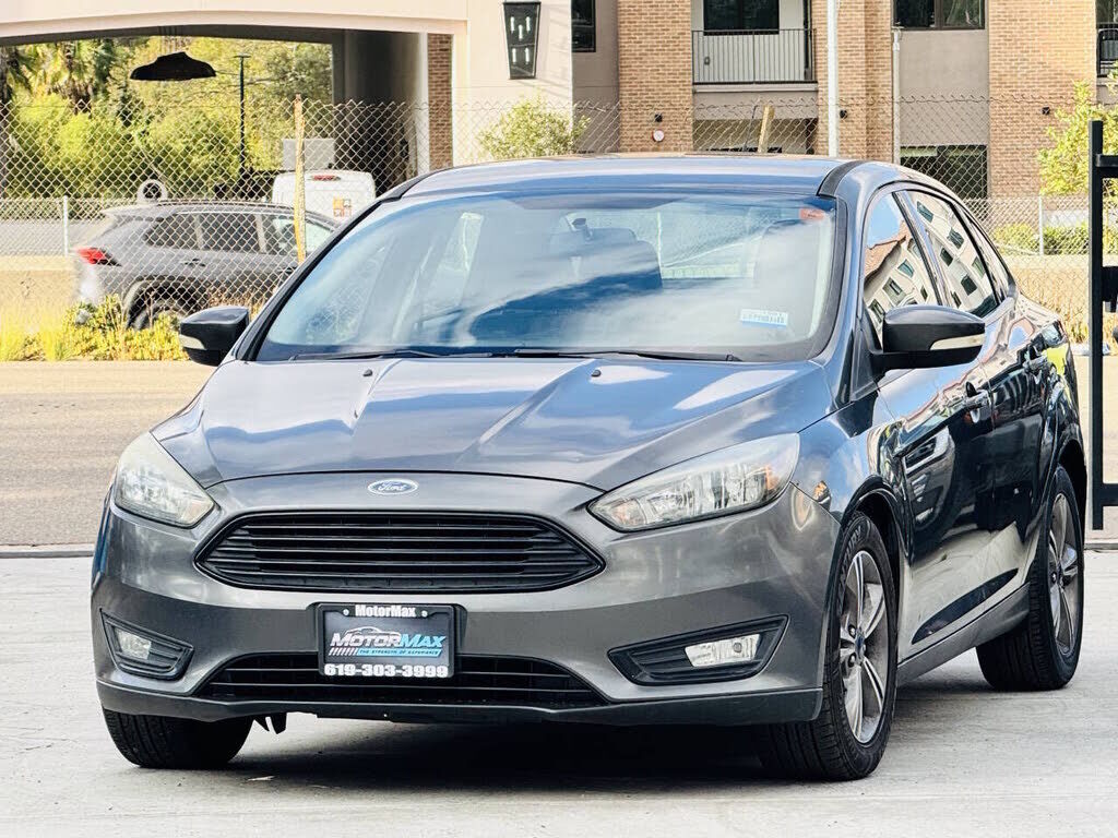 2017 FORD Focus