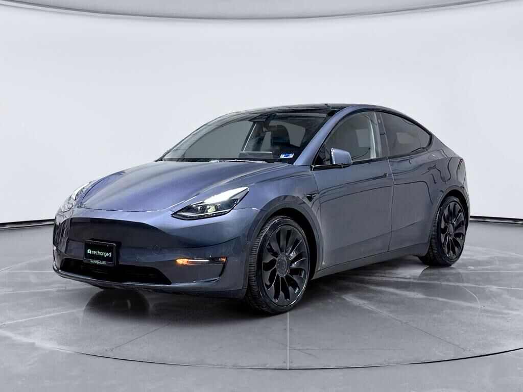 2022 TESLA Model Y