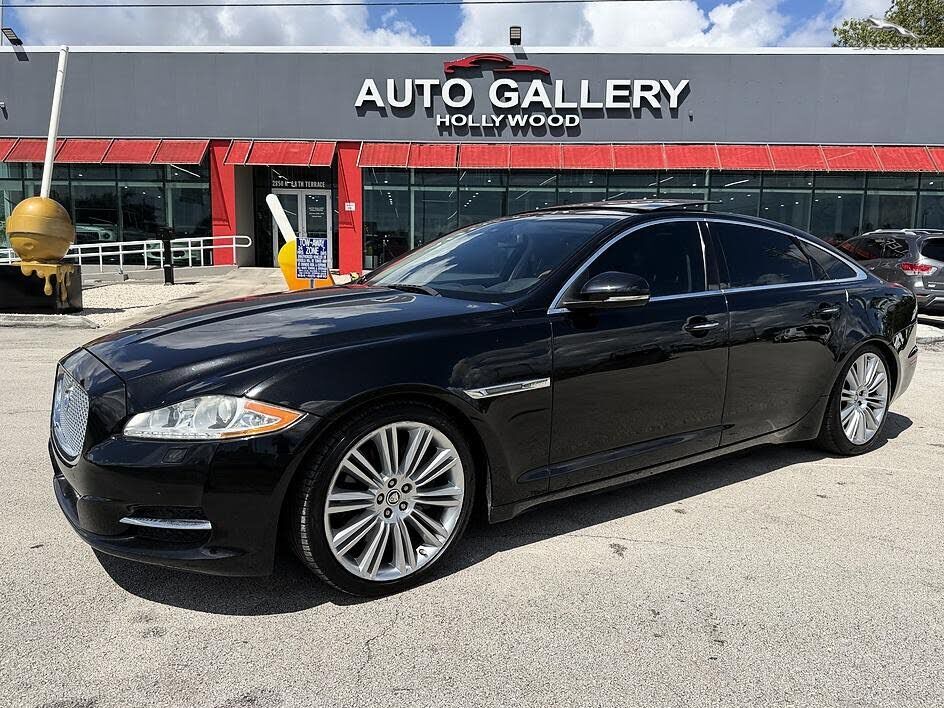 2011 JAGUAR XJ