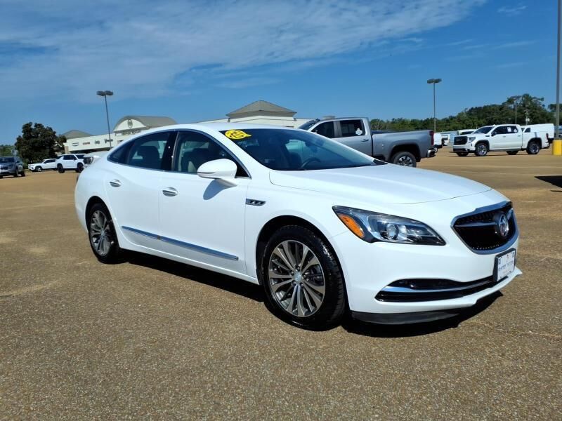2017 BUICK LaCrosse