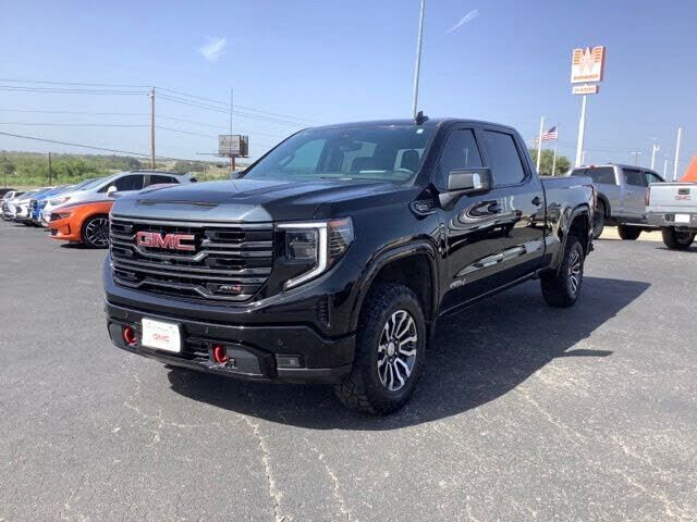 2023 GMC Sierra