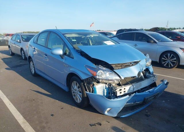 2014 TOYOTA Prius
