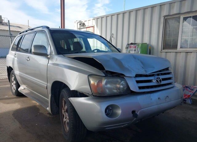 2005 TOYOTA Highlander