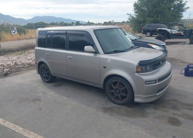 2006 TOYOTA SCION