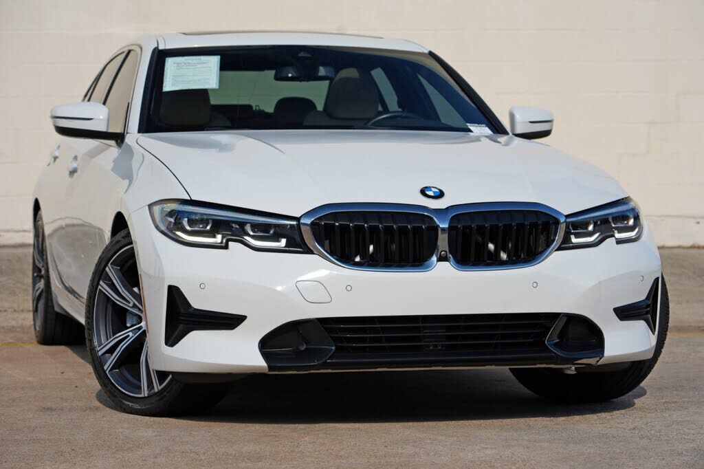 2021 BMW 330i