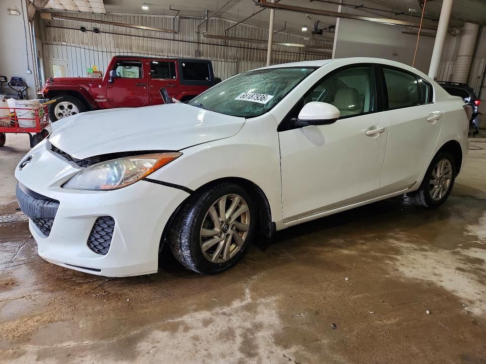 2013 MAZDA Mazda3
