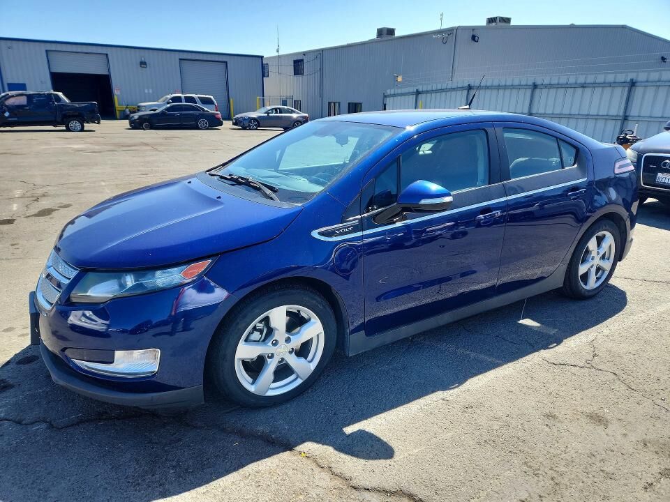 2013 CHEVROLET Volt