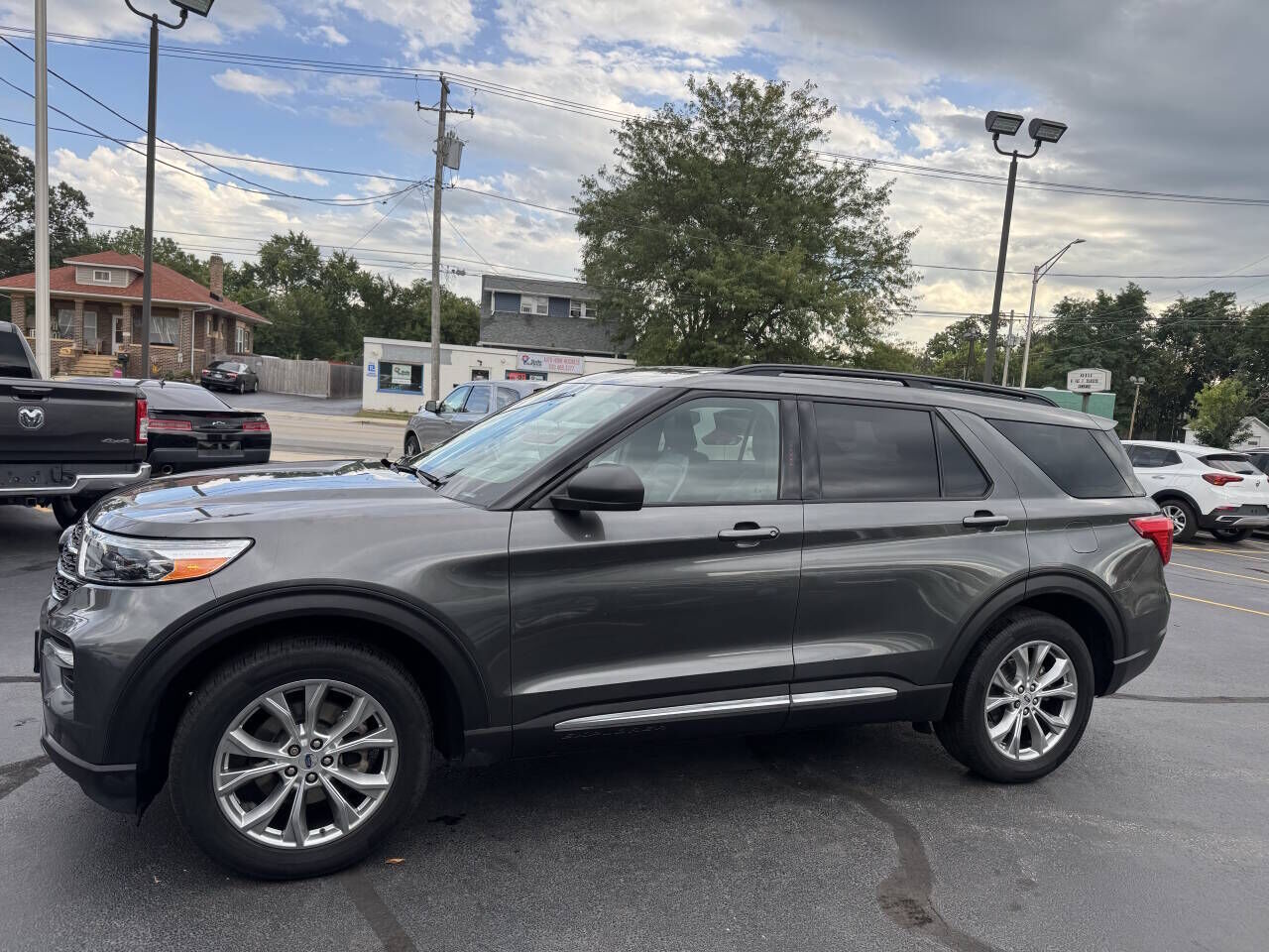 2020 FORD Explorer