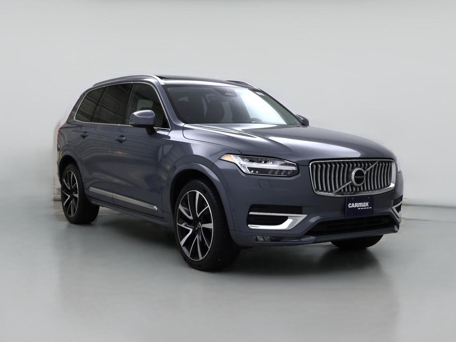 2023 VOLVO XC90