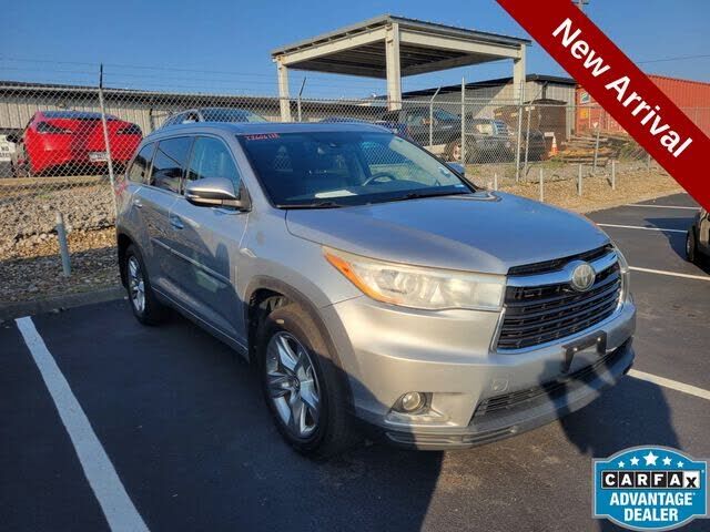 2016 TOYOTA Highlander