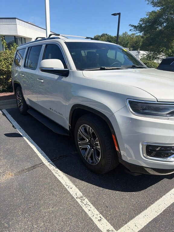 2022 JEEP Wagoneer