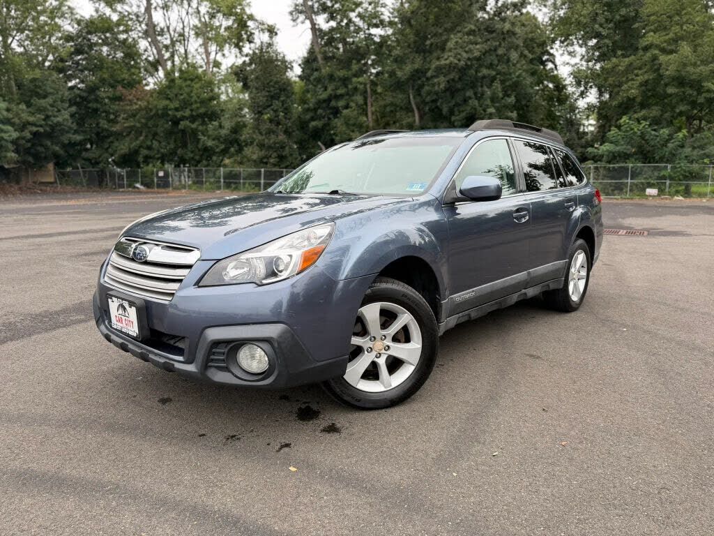2014 SUBARU Outback