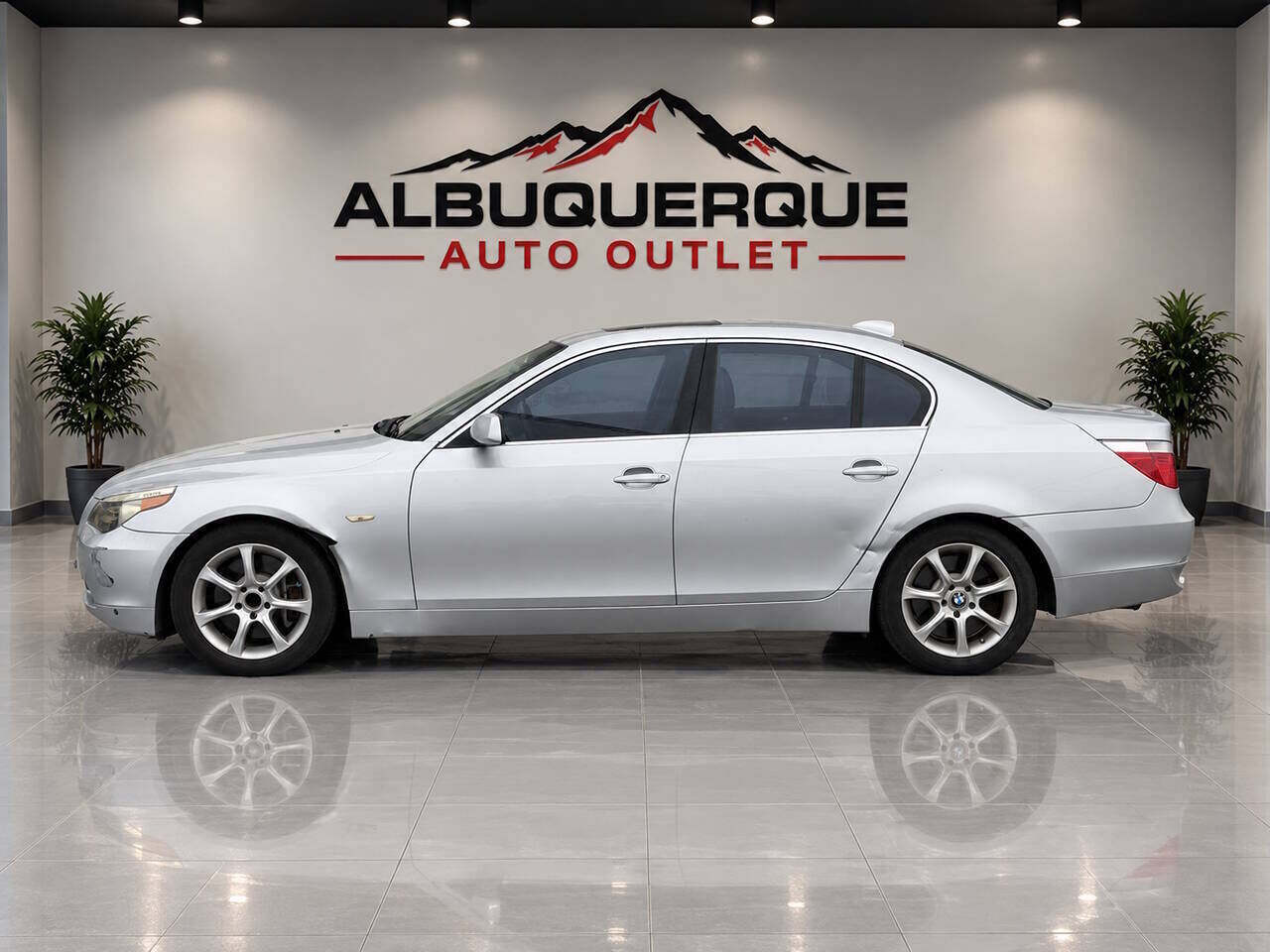 2005 BMW 545i
