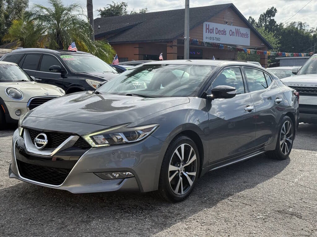 2017 NISSAN Maxima
