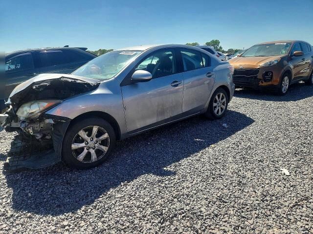 2010 MAZDA Mazda3