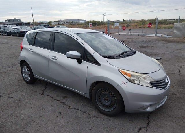 2016 NISSAN Versa