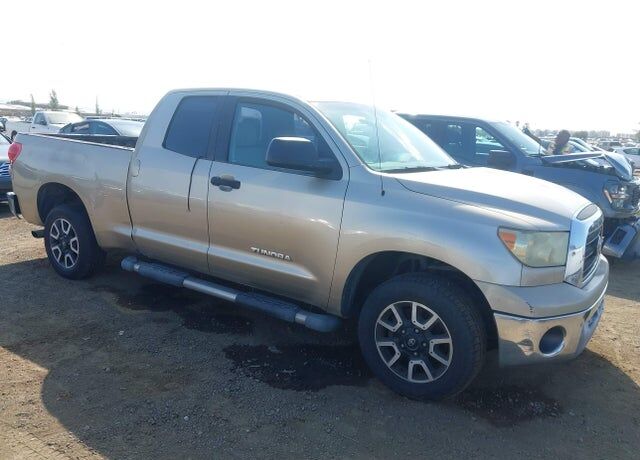 2008 TOYOTA Tundra