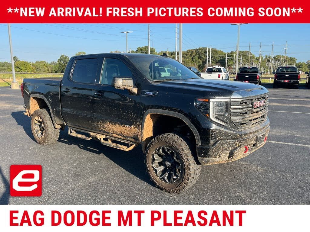 2023 GMC Sierra