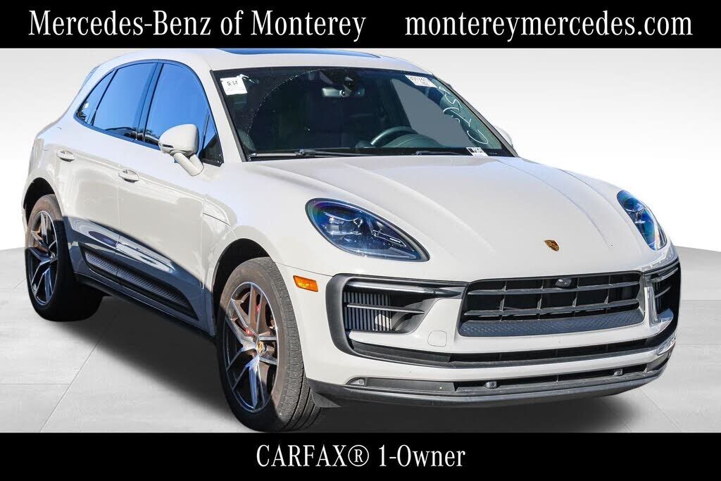 2022 PORSCHE Macan