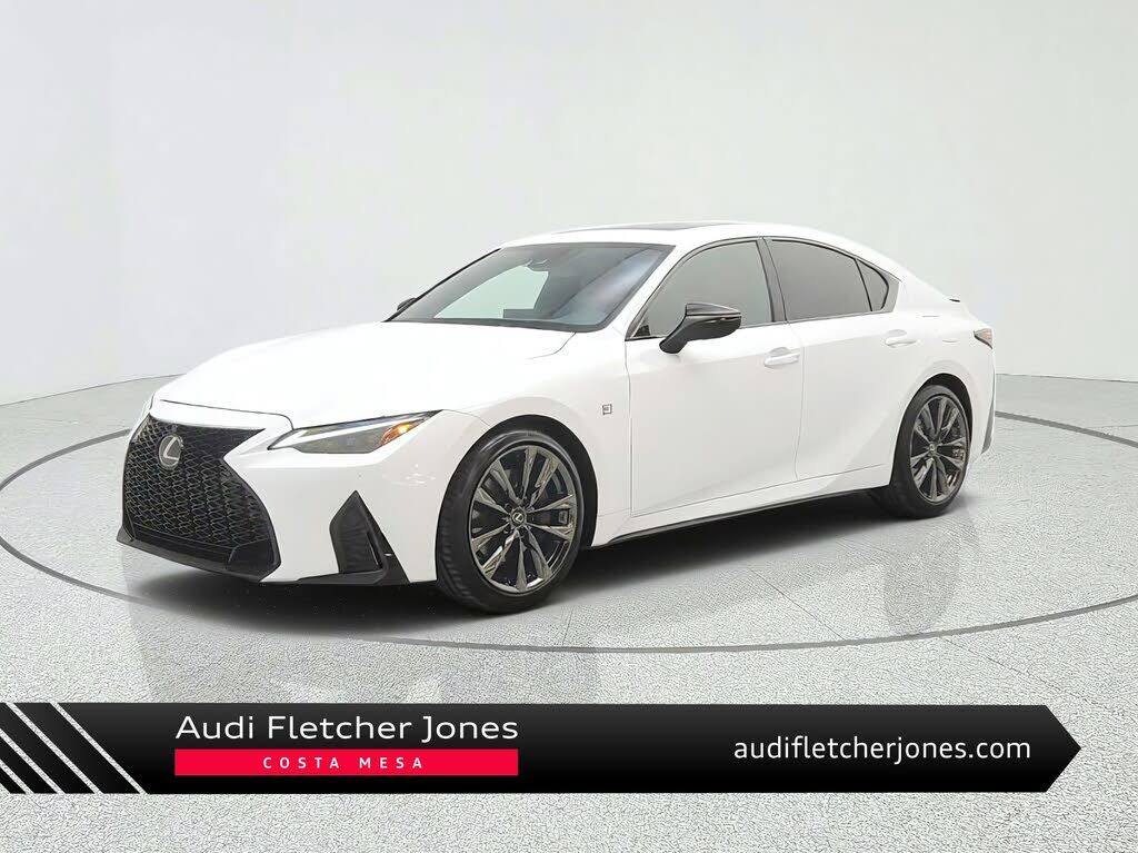 2025 LEXUS IS