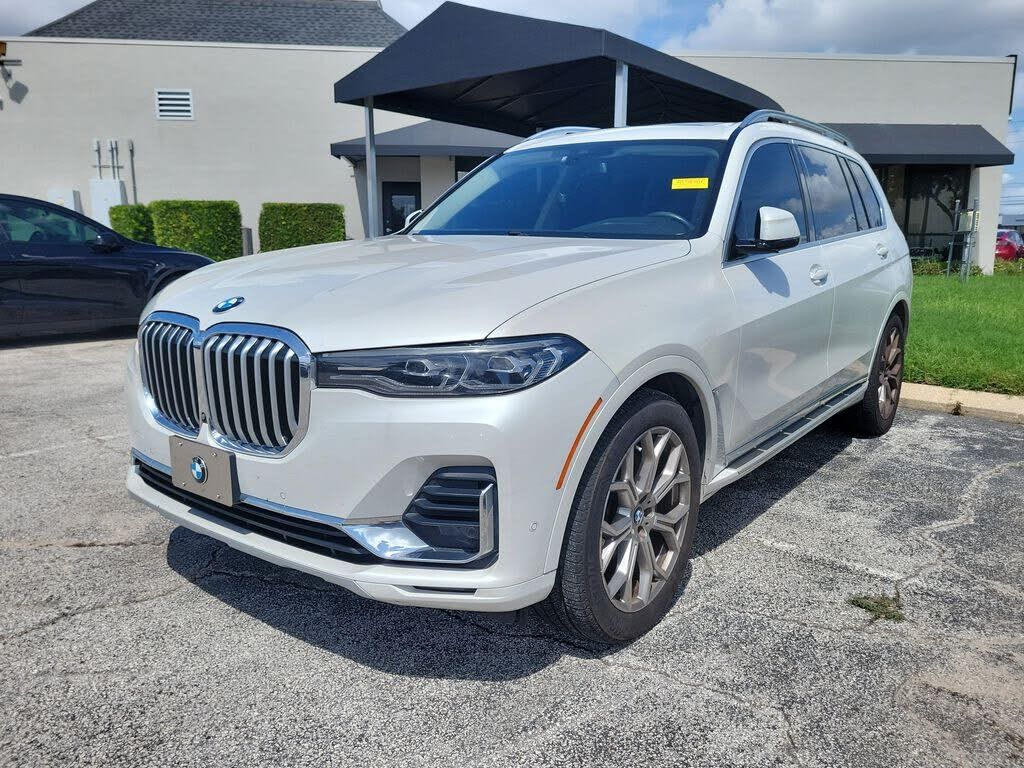 2021 BMW X7